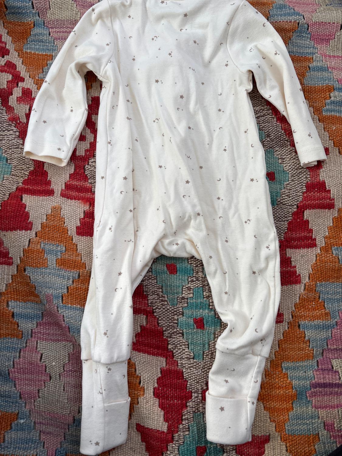 PIJAMA CON OPCIÓN AL CALCETÍN DE ESTRELLAS - Image 3