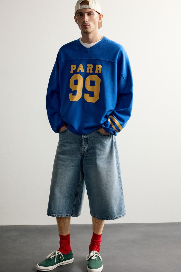 SUDADERA GRÁFICO NÚMERO ©MARTIN PARR @ DMB