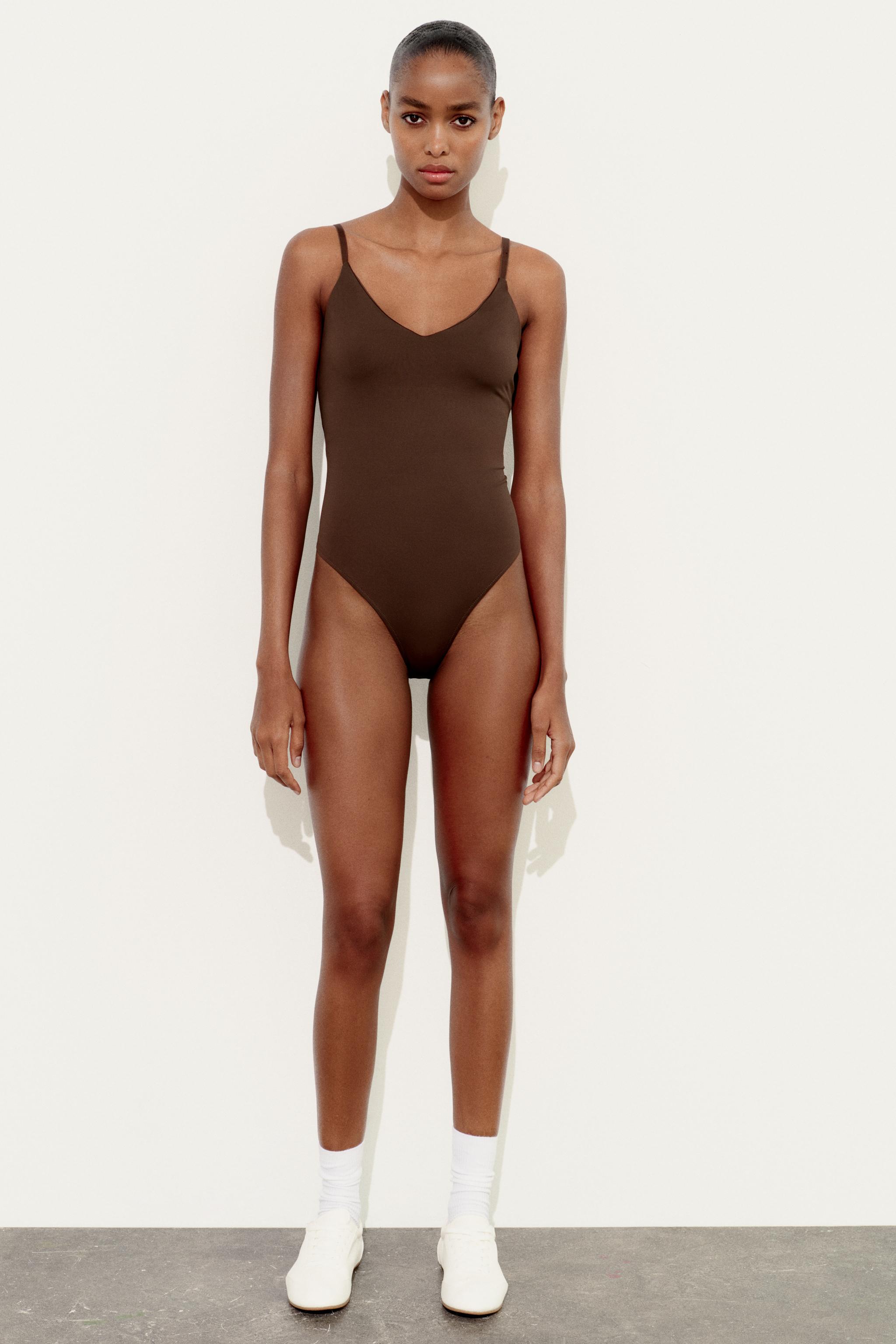 SKIMS Swim Tank Bikini Top Cocoa - SS22 - US