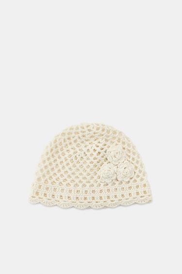 GORRO CASQUETE CROCHET FLORES - Crudo de Zara