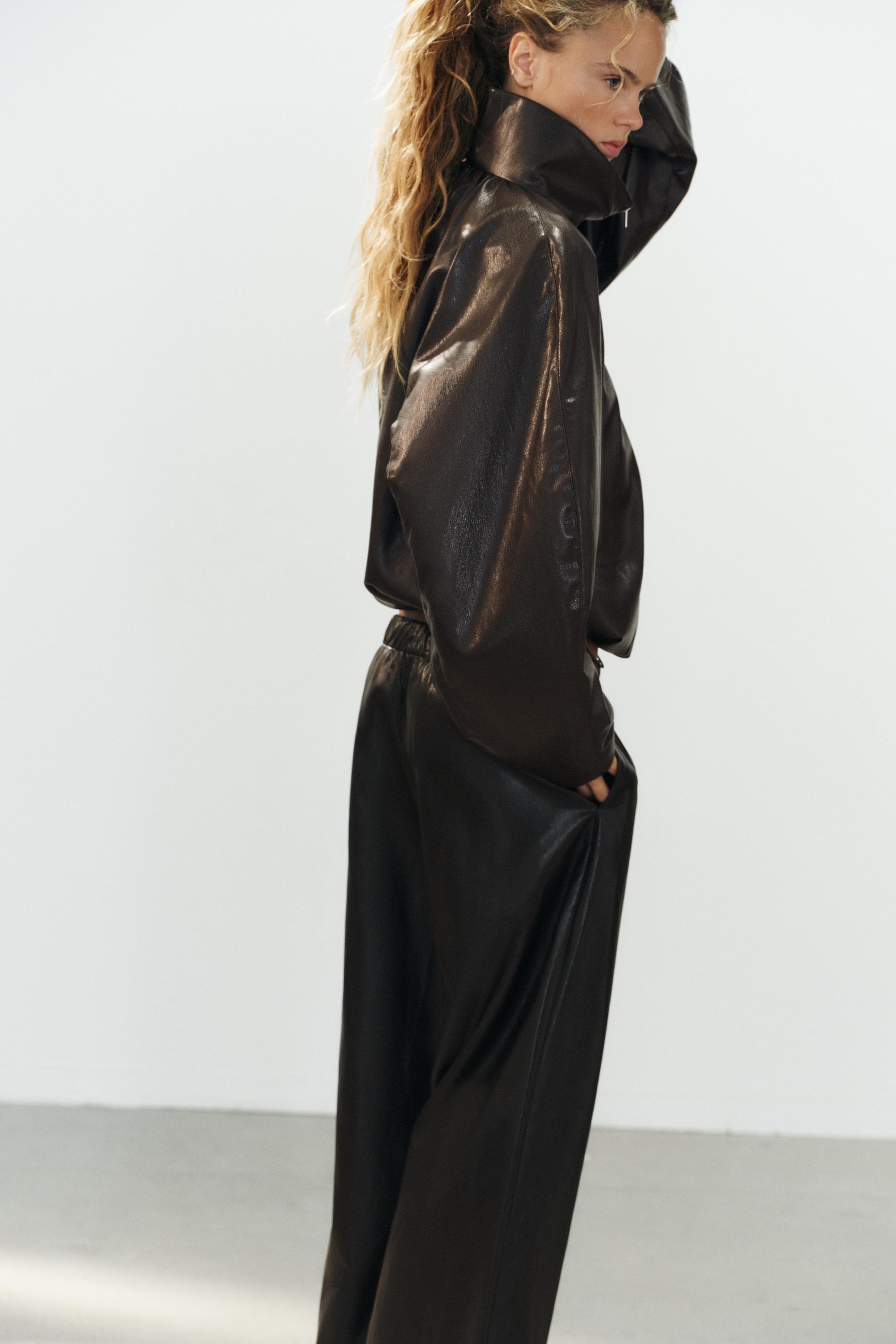 TECHNICAL FABRIC GATHERED JACKET
