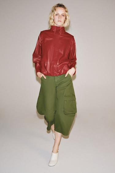 JEANS CARGO CAPRI DE CINTURA MÉDIA ZW COLLECTION - Caqui da Zara