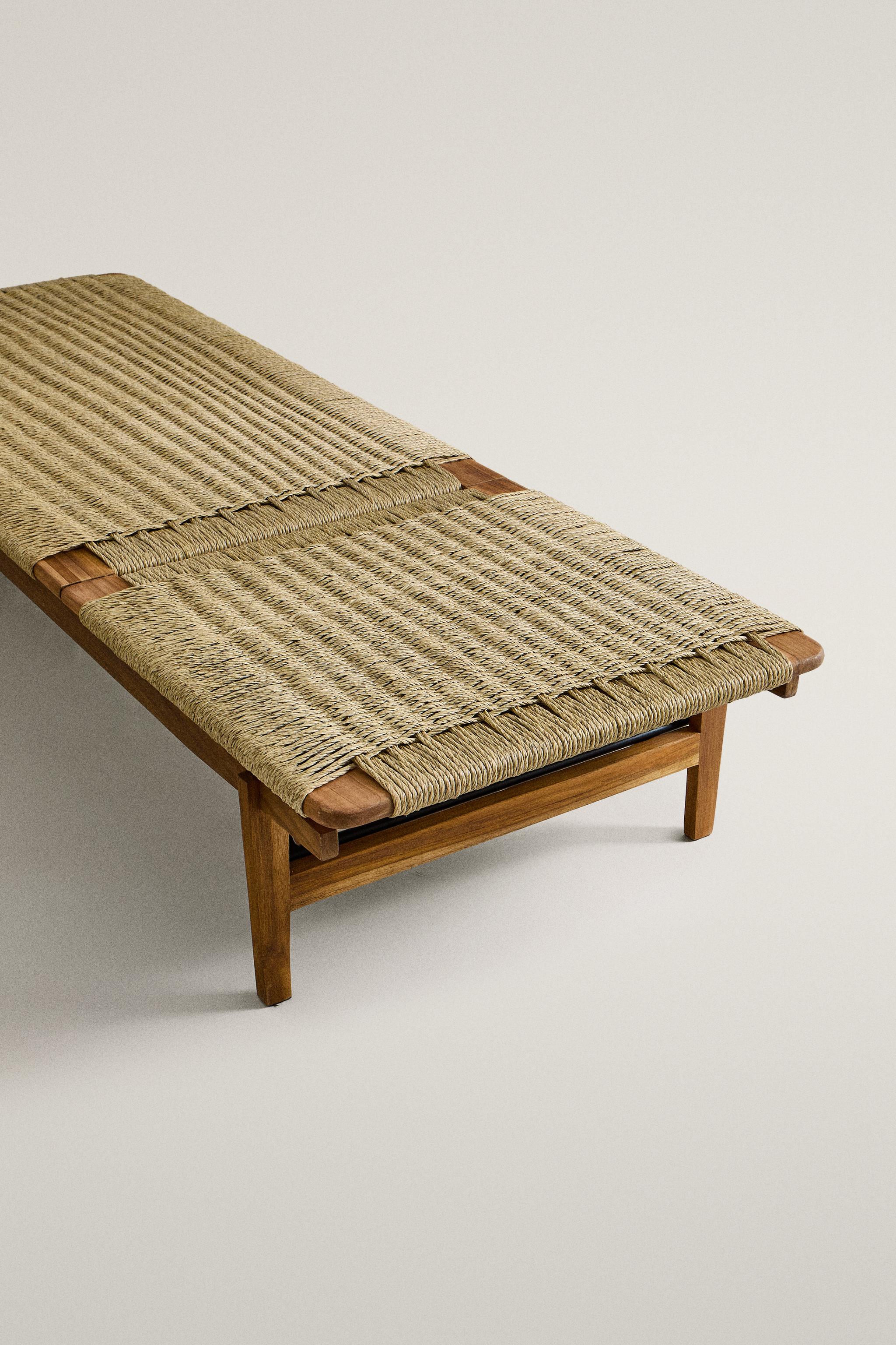 OUTDOOR TEAK LOUNGER