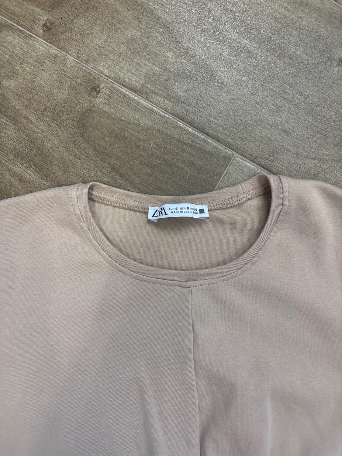 KNOTTED HEM T-SHIRT - Image 2