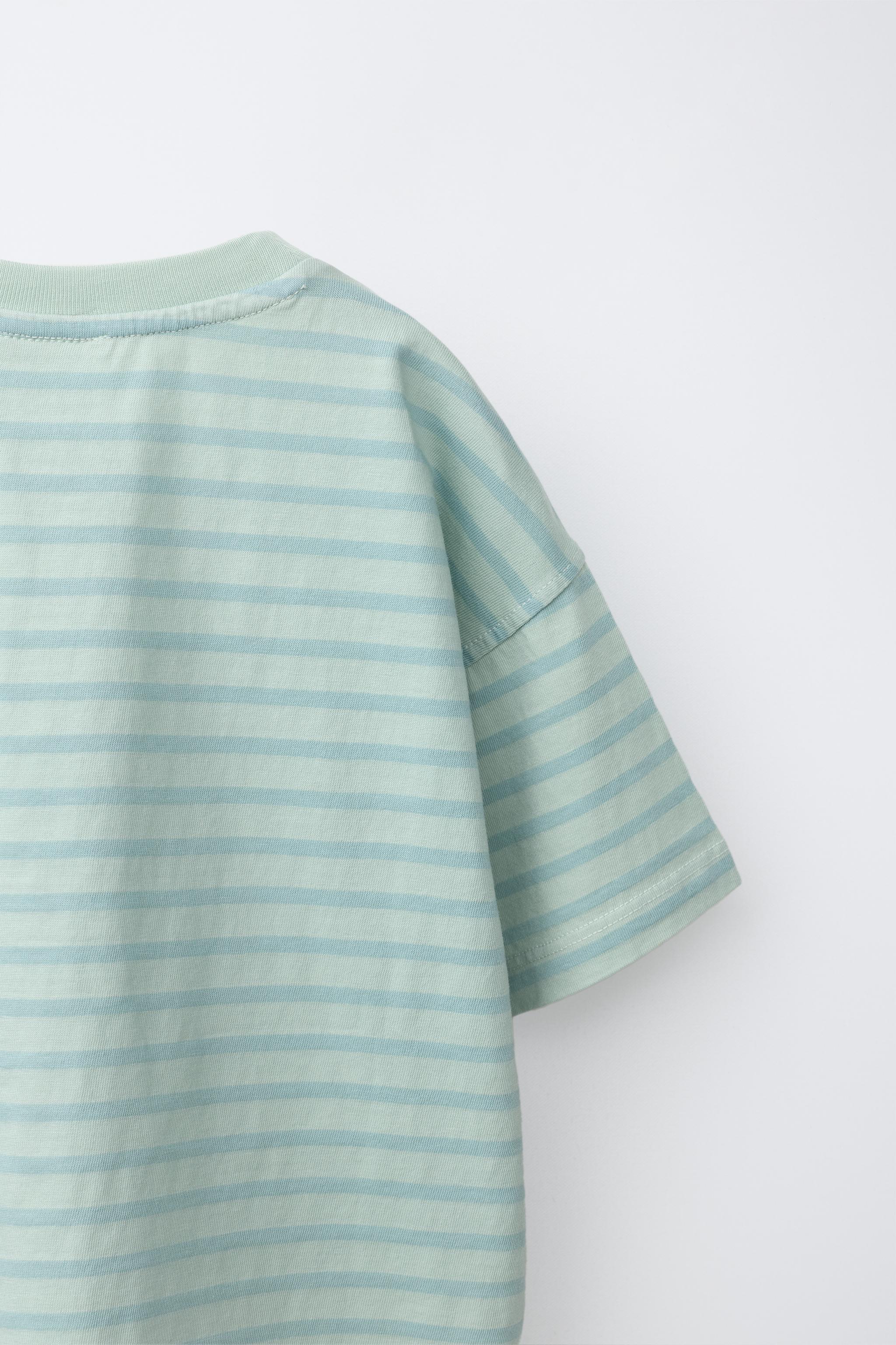 STRIPED T-SHIRT