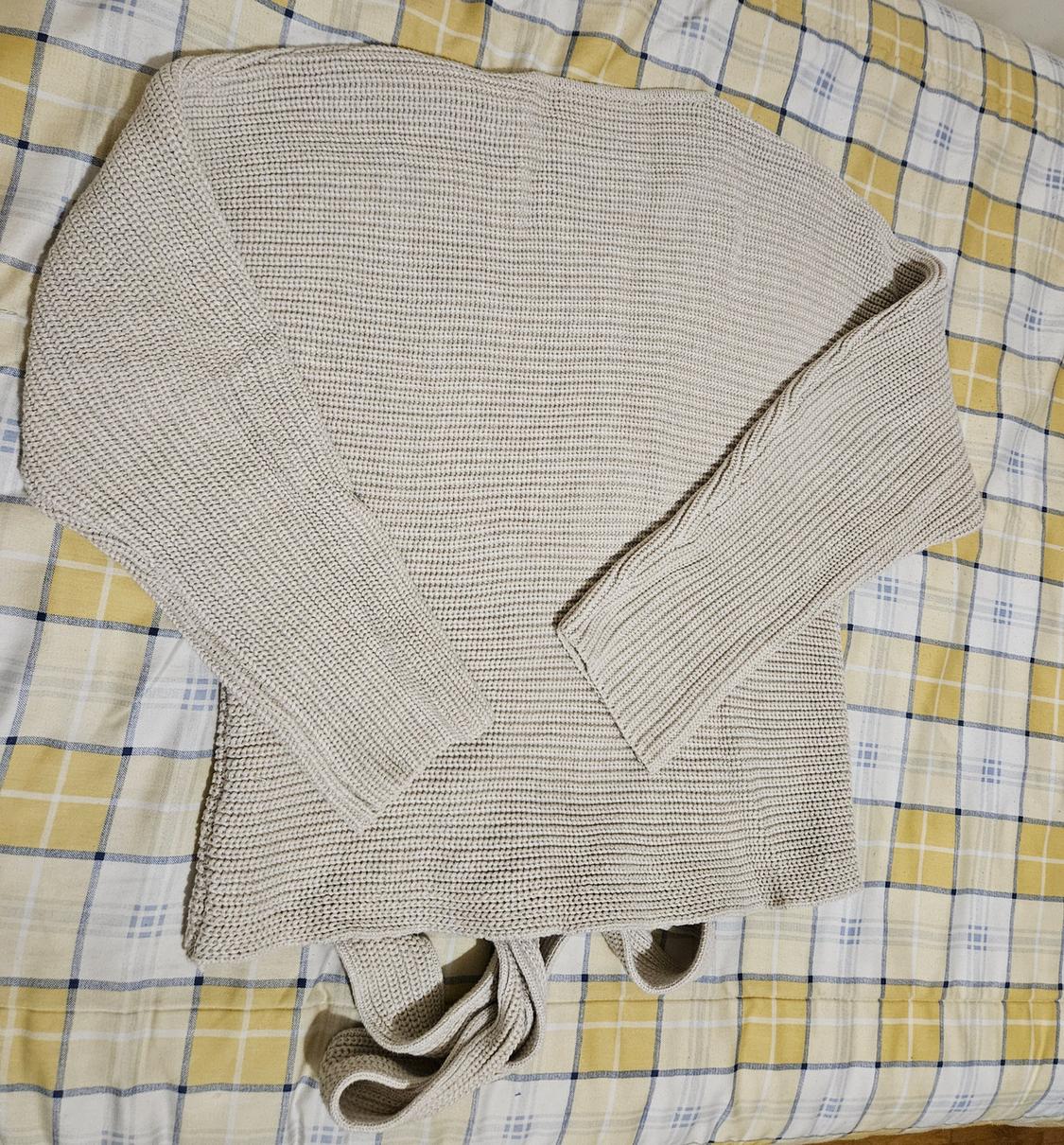 PLAIN KNIT SWEATER WITH TIE - Image 4
