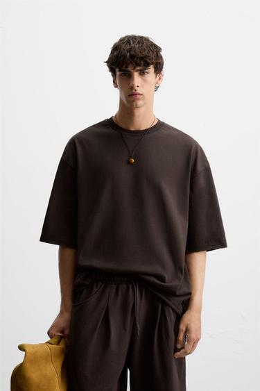 OVERSIZED FIT T-SHIRT - Brown by Zara