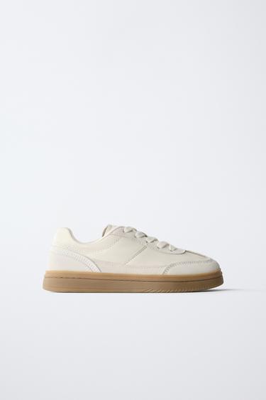 BAMBA PIEL - Blanco de Zara - Imagen 0