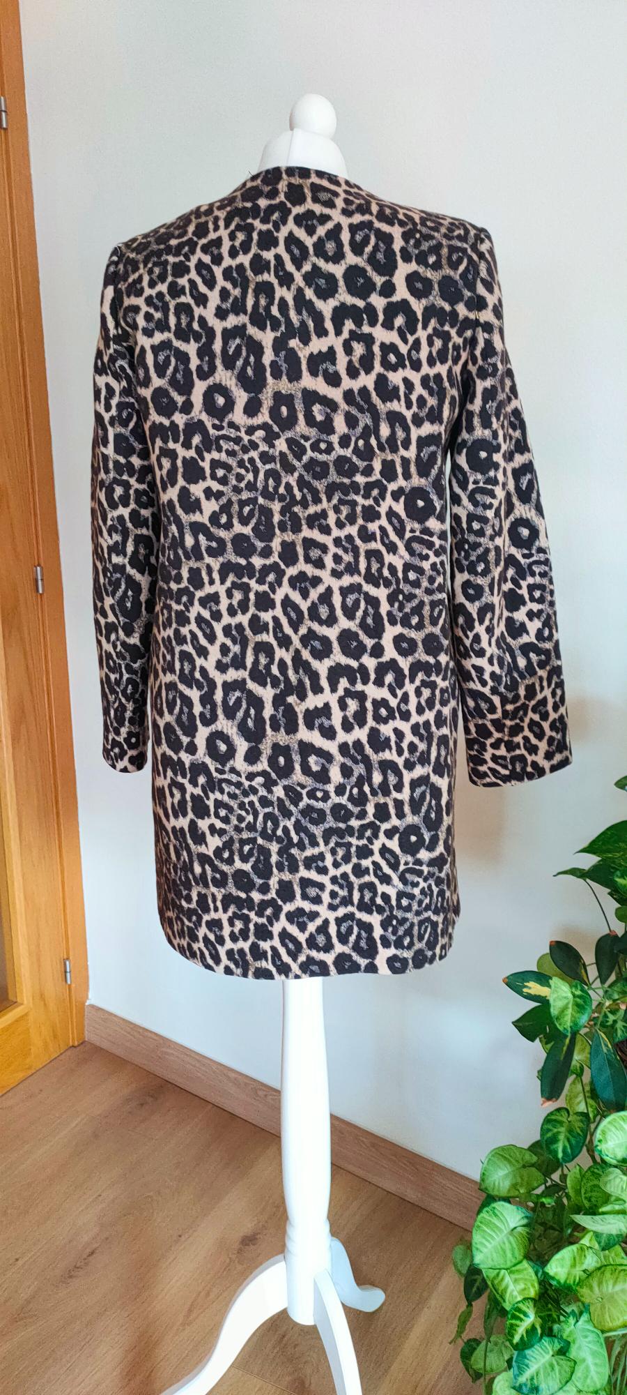 LEOPARD PRINT JACQUARD COAT - Image 2