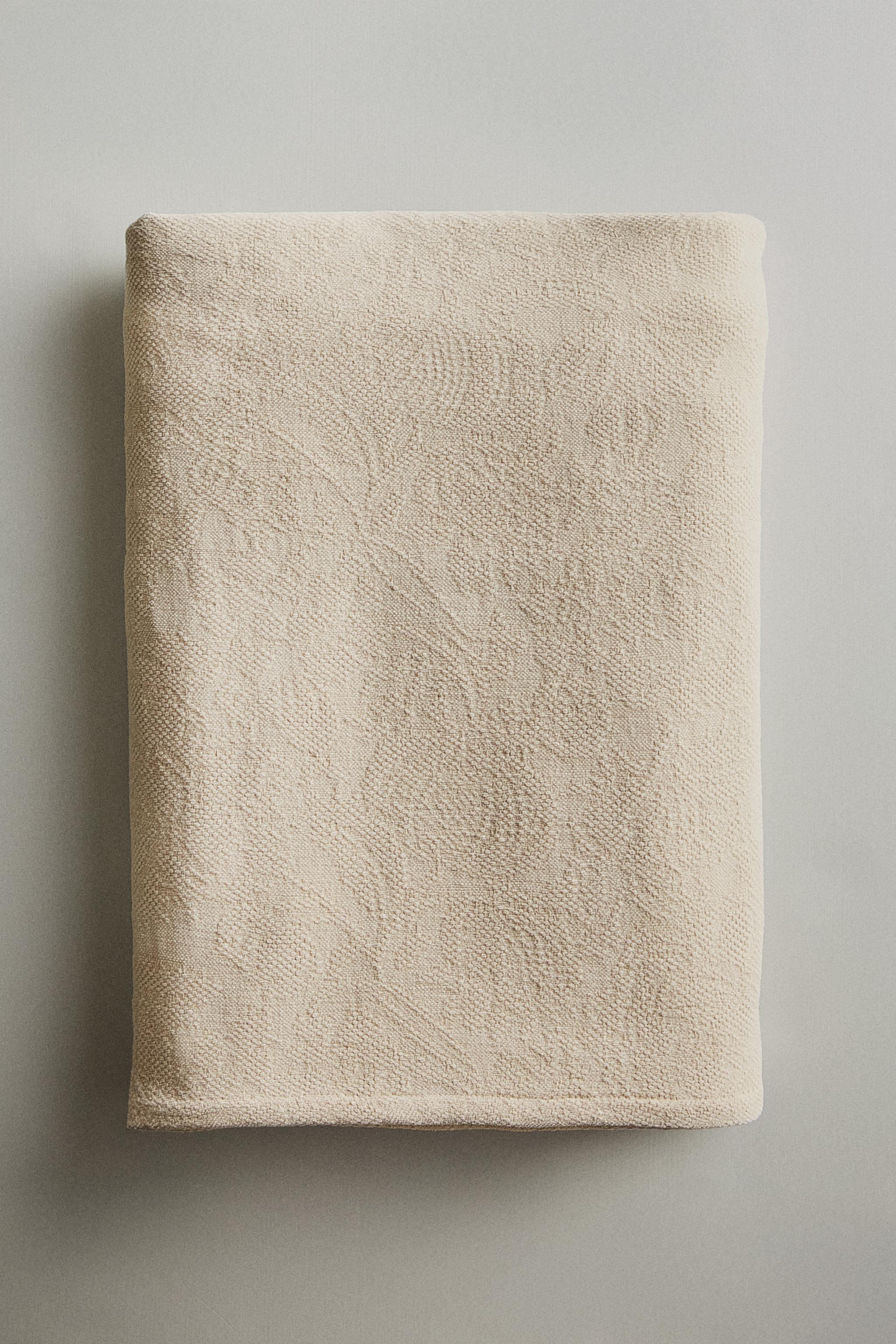 COUVERTURE CHENILLE JACQUARD