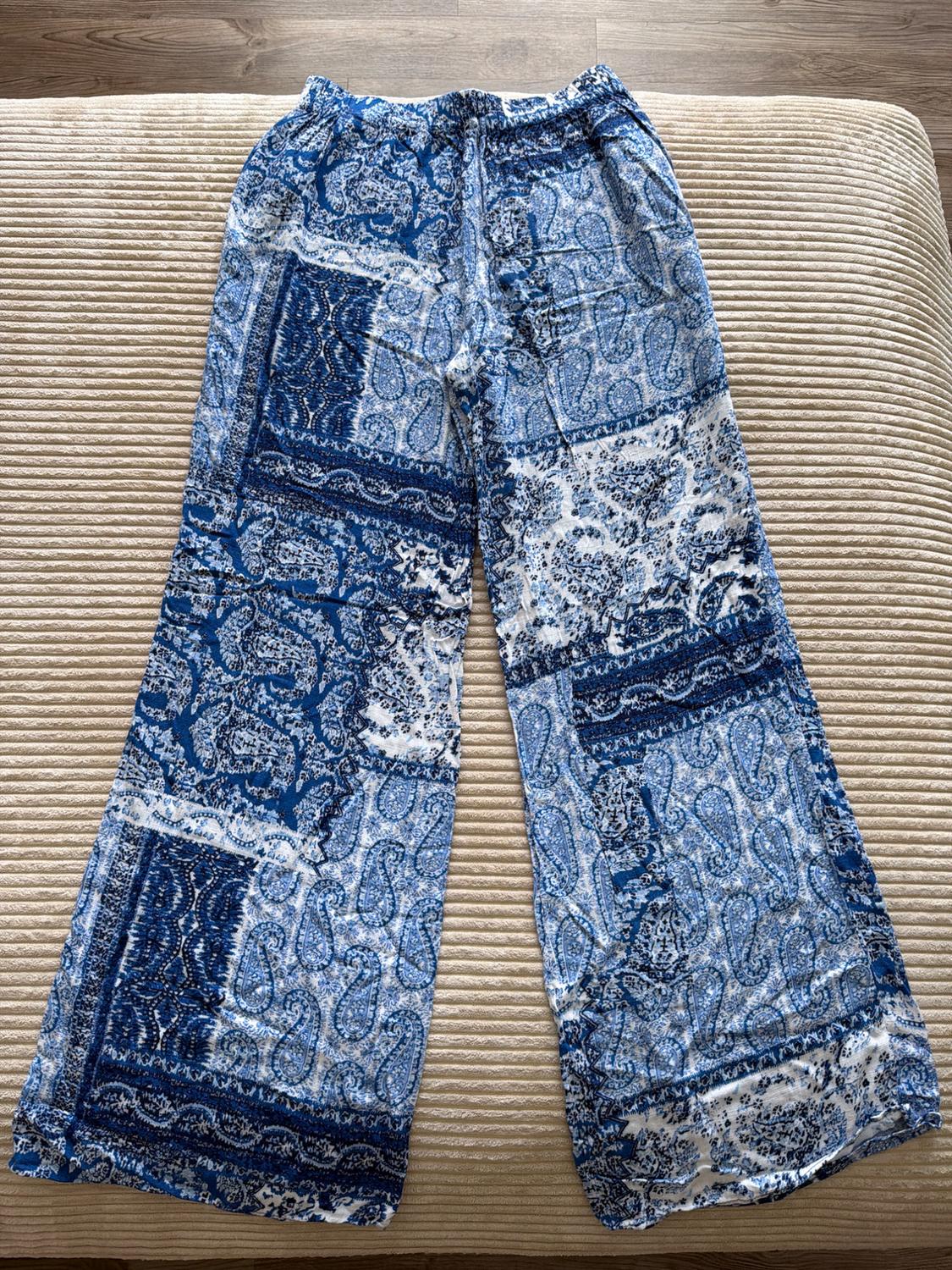 PRINTED WIDE LEG PANTS - Image 4