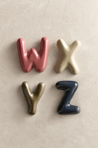 LETTER WALL DECORATION - Multicoloured by Zara
