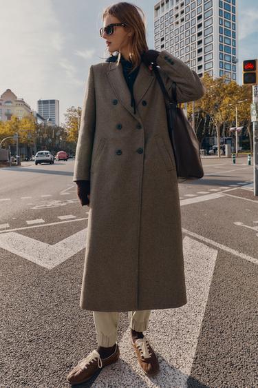 ABRIGO LARGO CRUZADO - Visón oscuro de Zara - Imagen 0