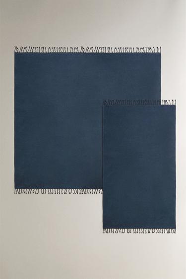 FRINGED COTTON BEACH TOWEL - Navy blue by Zara