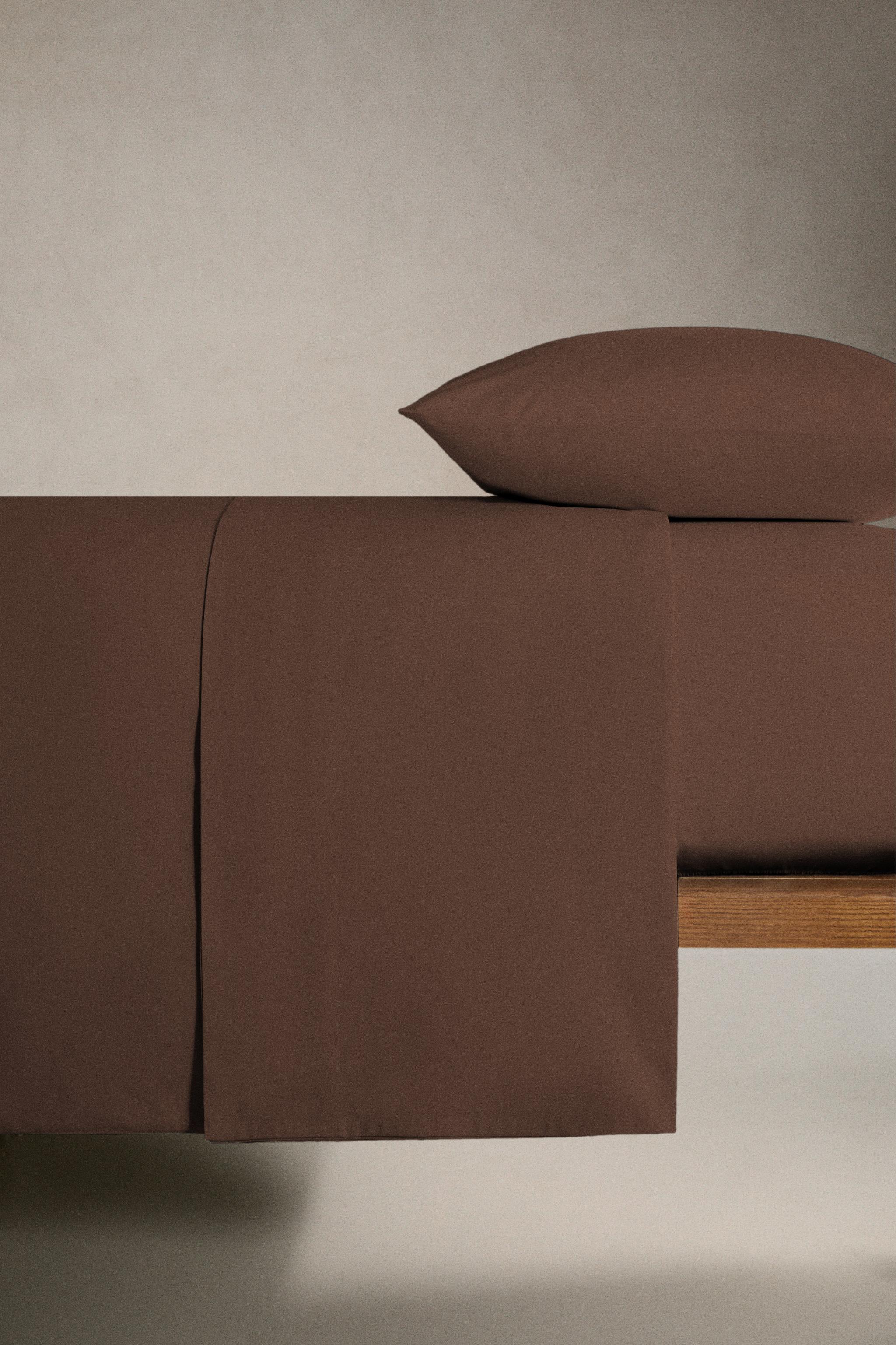 PERCALE FITTED SHEET | 15.7" THICK (200 THREAD COUNT)