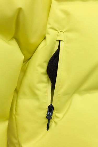 DOUDOUNE 80% DUVET ET 20% PLUME CAPUCHE AMOVIBLE WATER RESISTANT ET COUPE-VENT SYSTÈME RECCO® COLLECTION SKI - Jaune fluo de Zara - Image 6