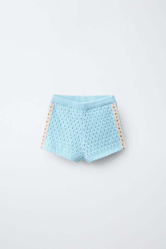 BERMUDASHORTS MED BRODEREDE BLOMSTER - himmelblå fra Zara - Billede 0