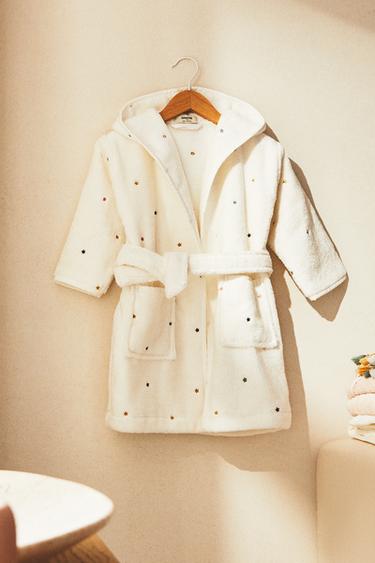 ДЕТСКИ ХАЛАТ ЗА БАНЯ НА ЗВЕЗДИЧКИ - Мръснобял от Zara