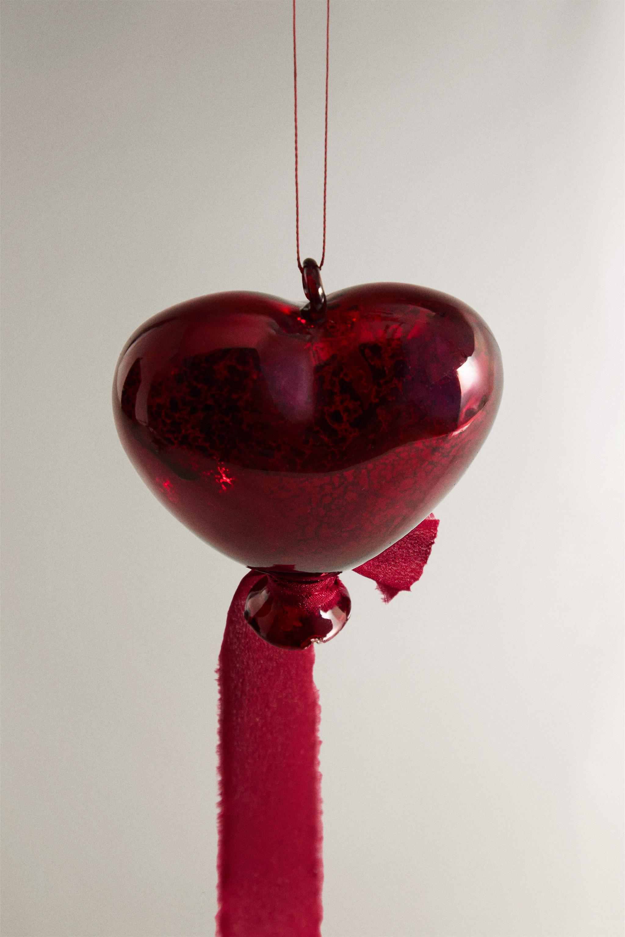 CHRISTMAS TREE ORNAMENT HEART BALLOON