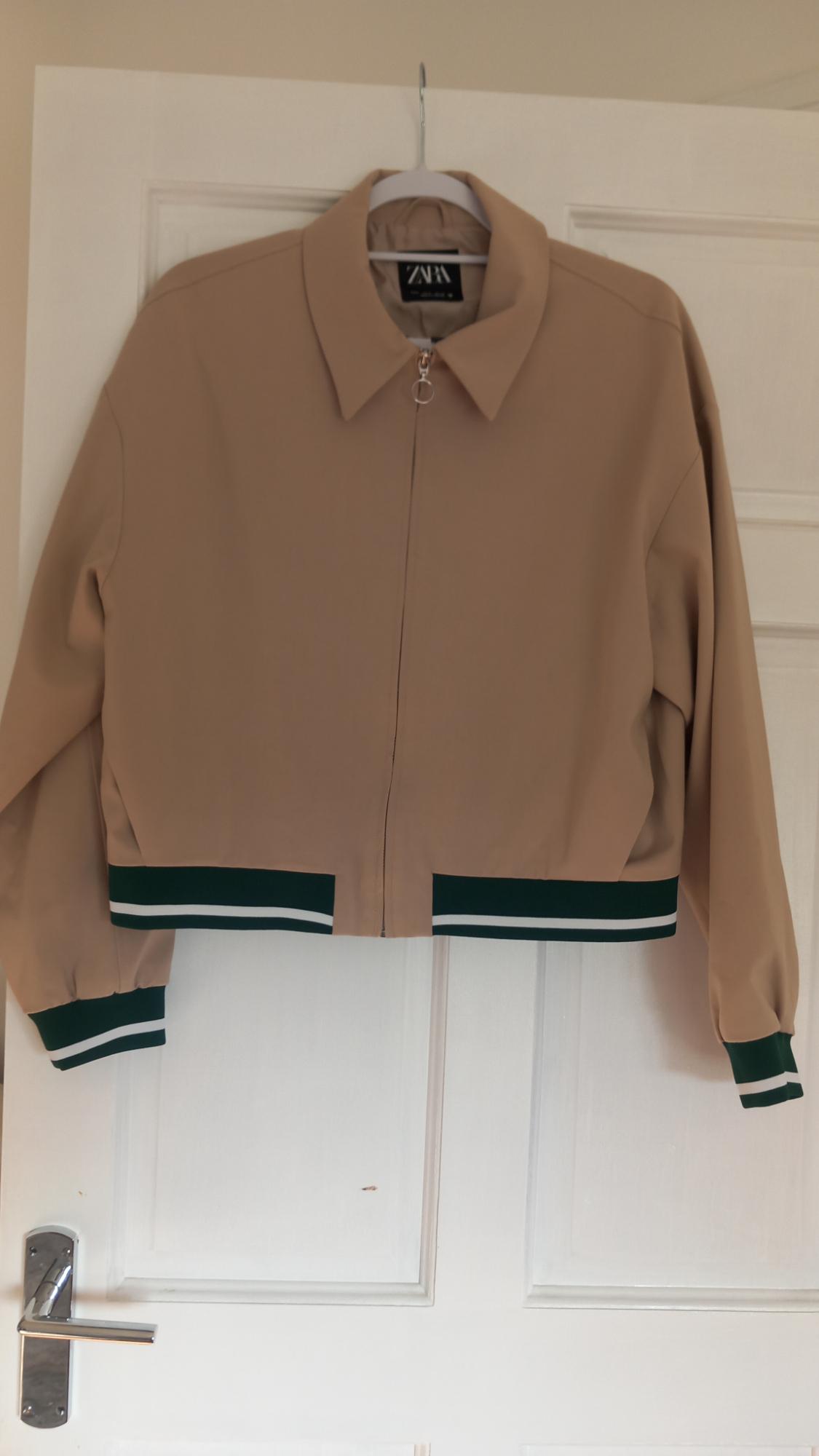JACKET WITH CONTRAST TAPING