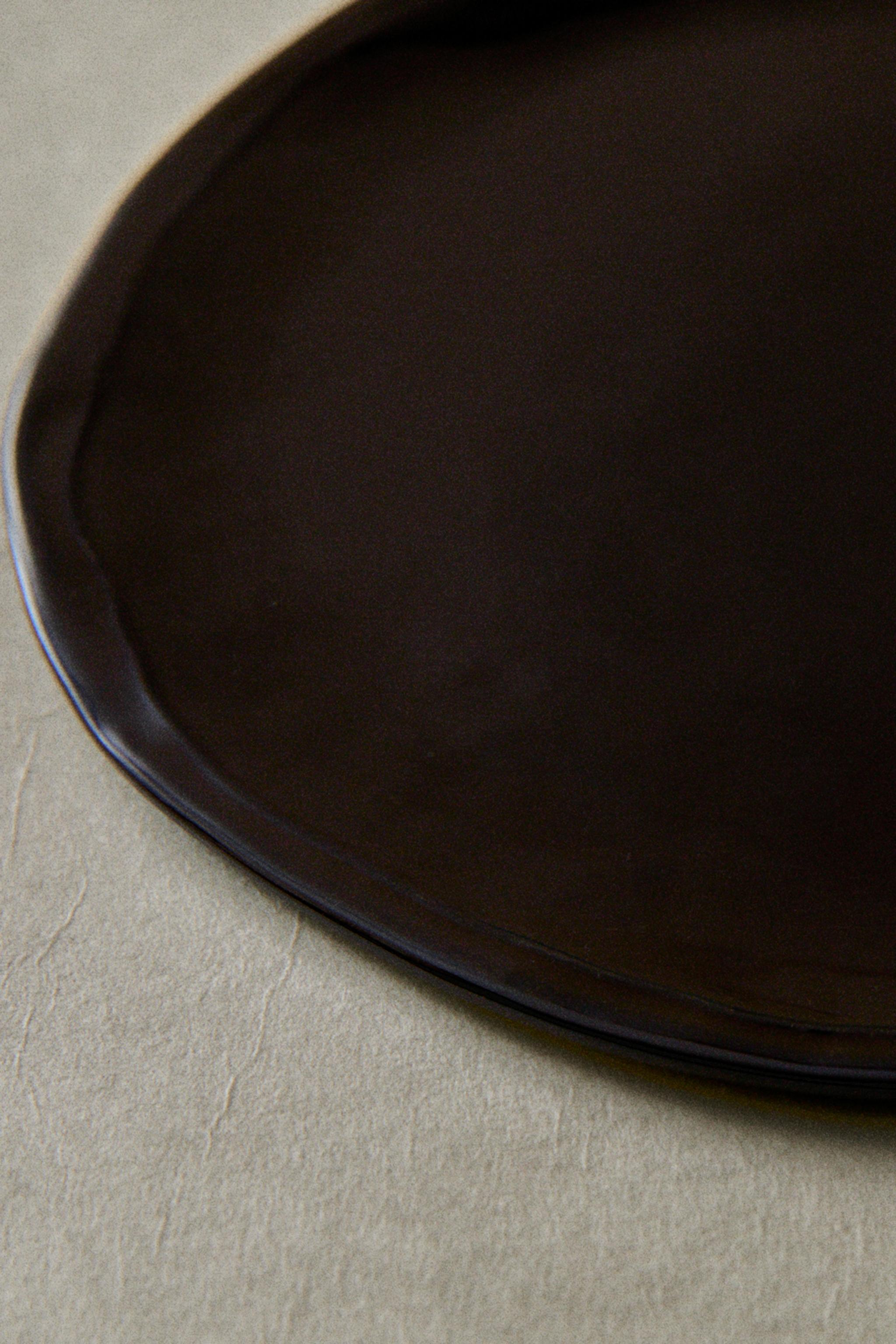 STONEWARE DESSERT PLATE