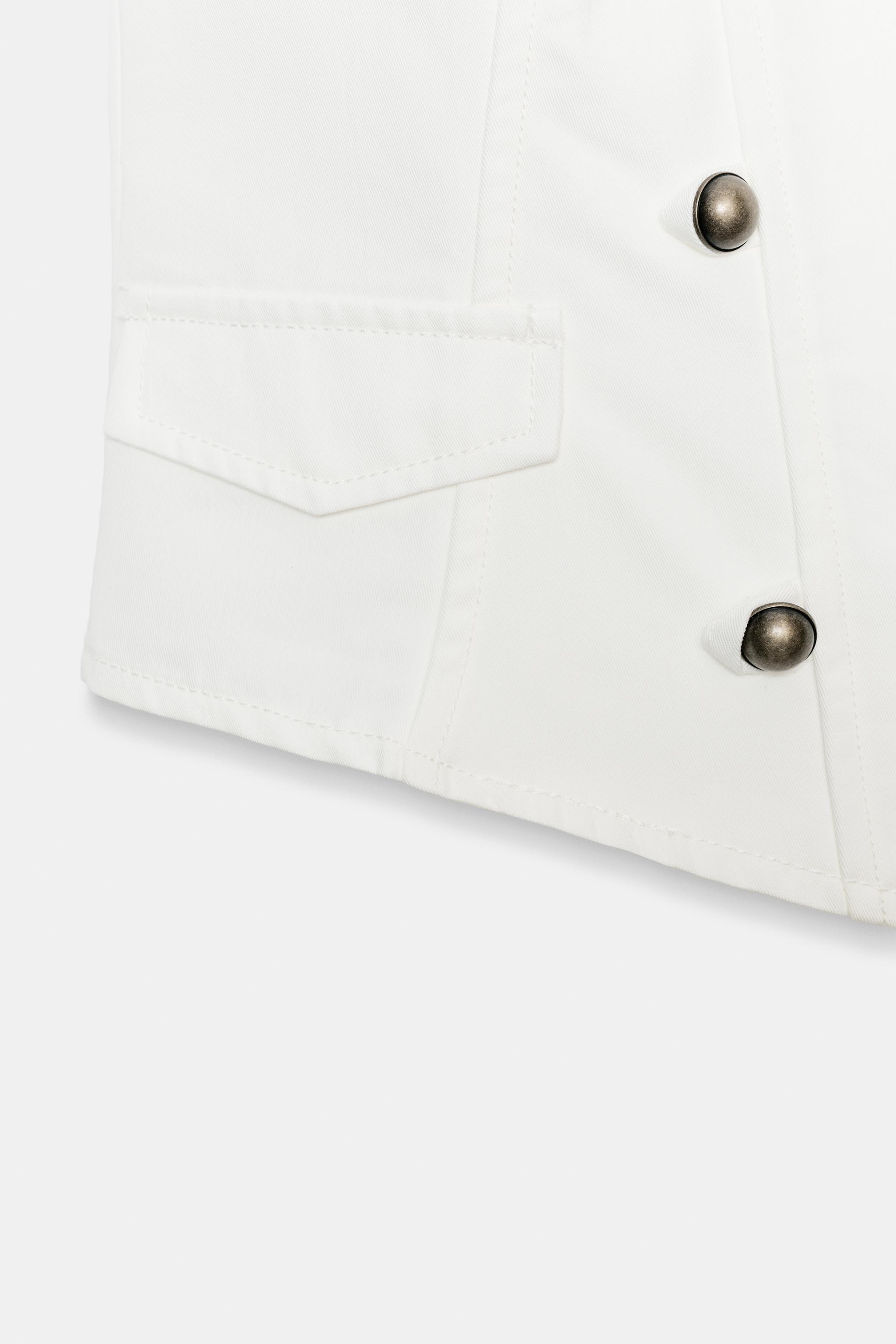 ZIP BUTTON TOP