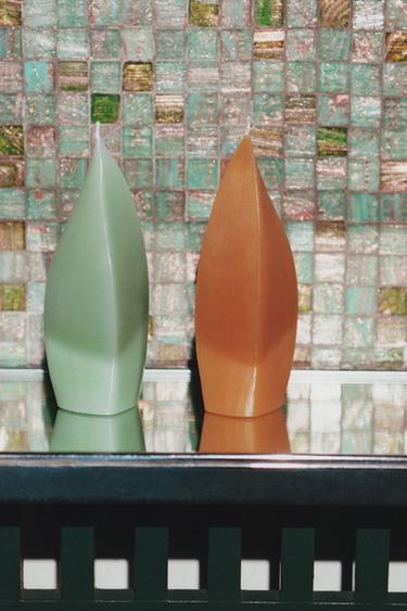 NANUSHKA CURVED SILHOUETTE CANDLE - Green by Zara