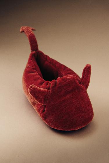 VELVET DEVIL BOOTIES - Red by Zara