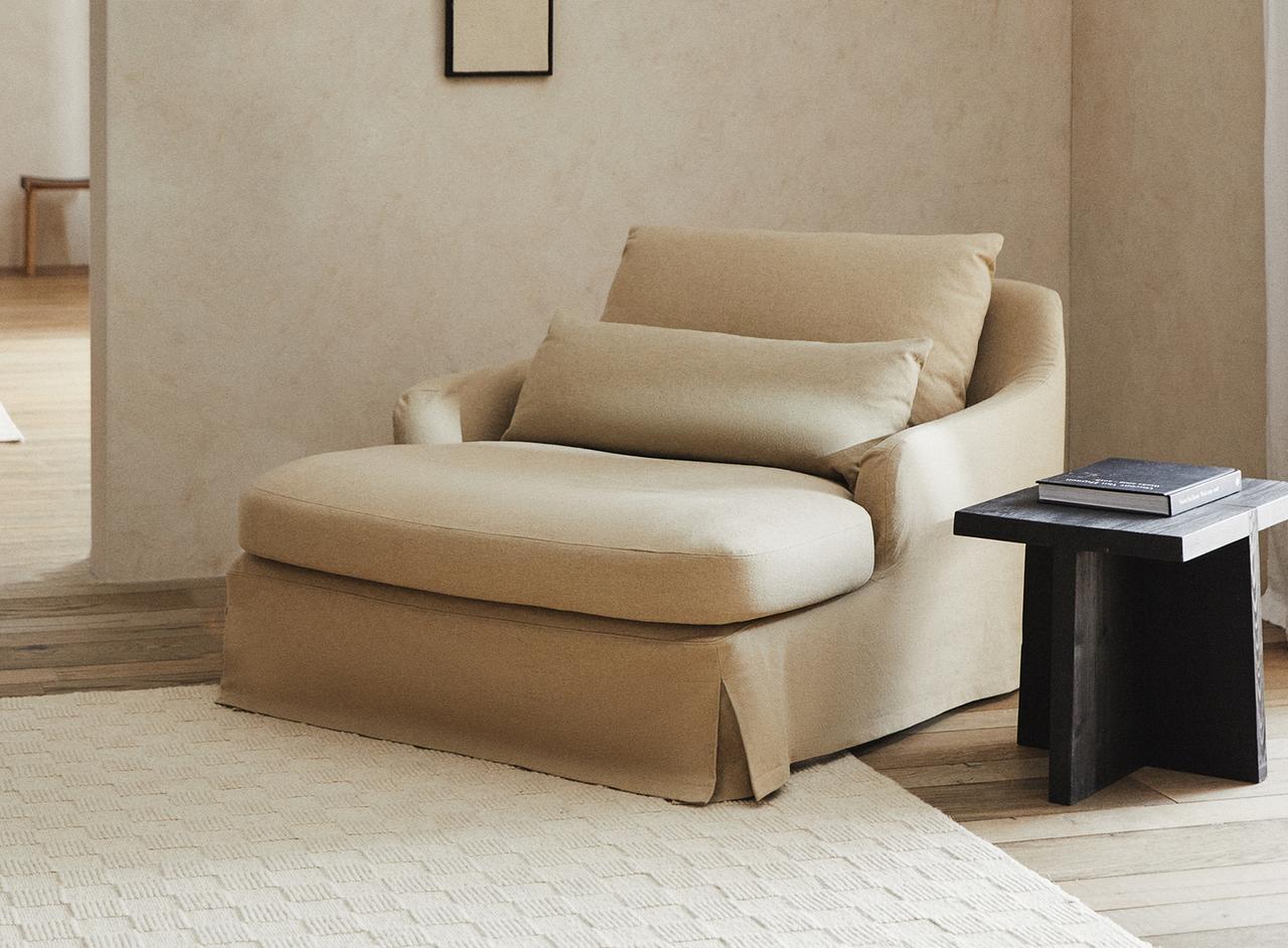 LOVESEAT 01 — Light beige