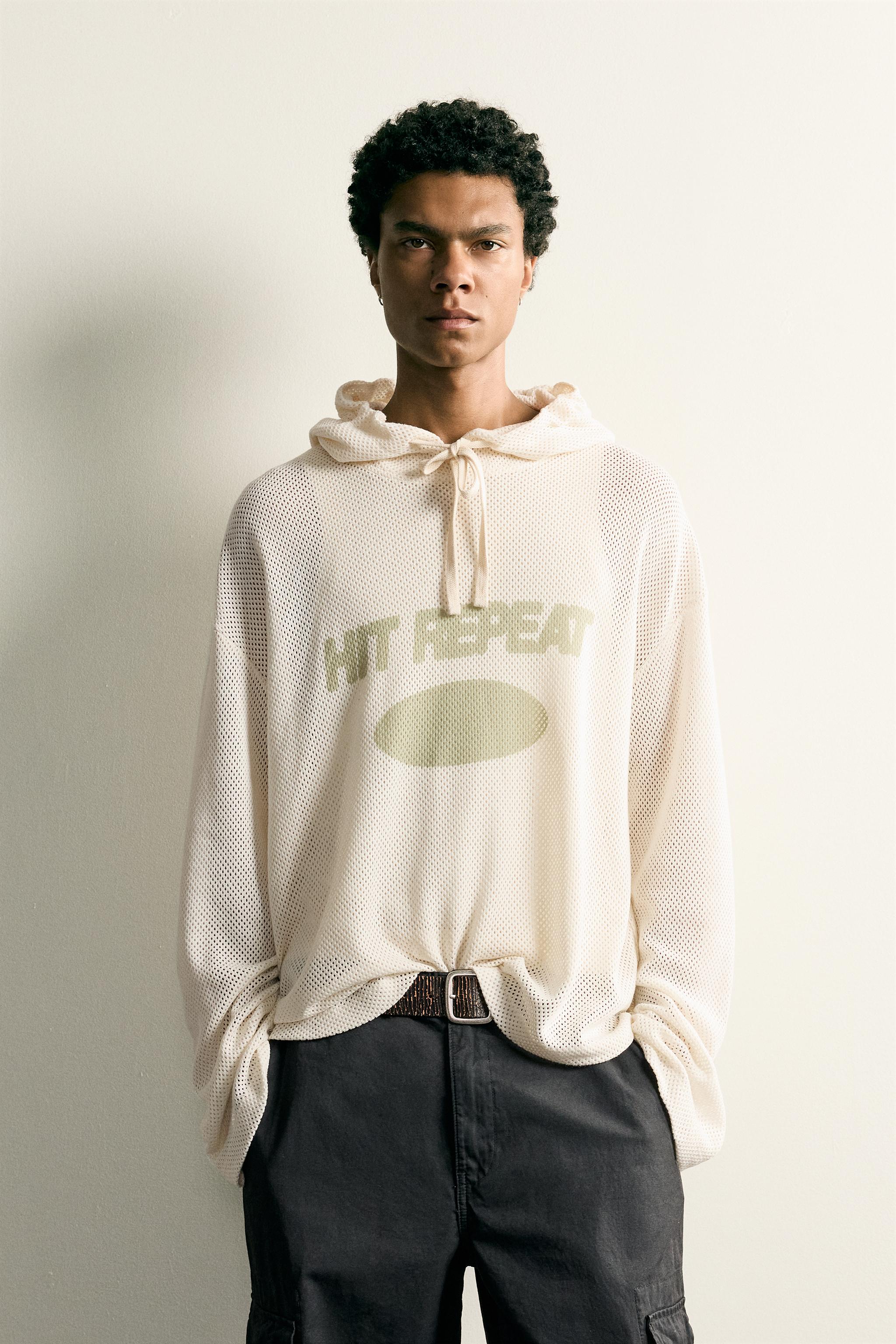 RELAXED FIT HOODIE SWEATSHIRT