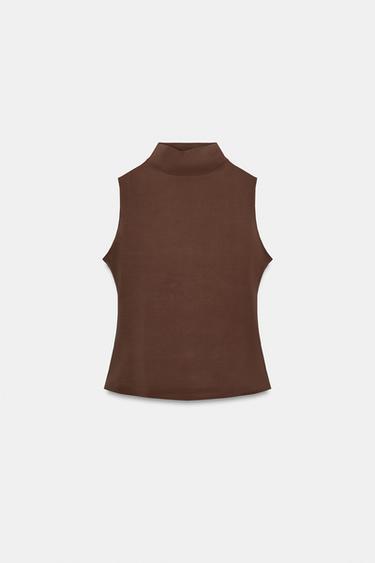 CAMISETA CUELLO SUBIDO - Marrón de Zara - Imagen 0