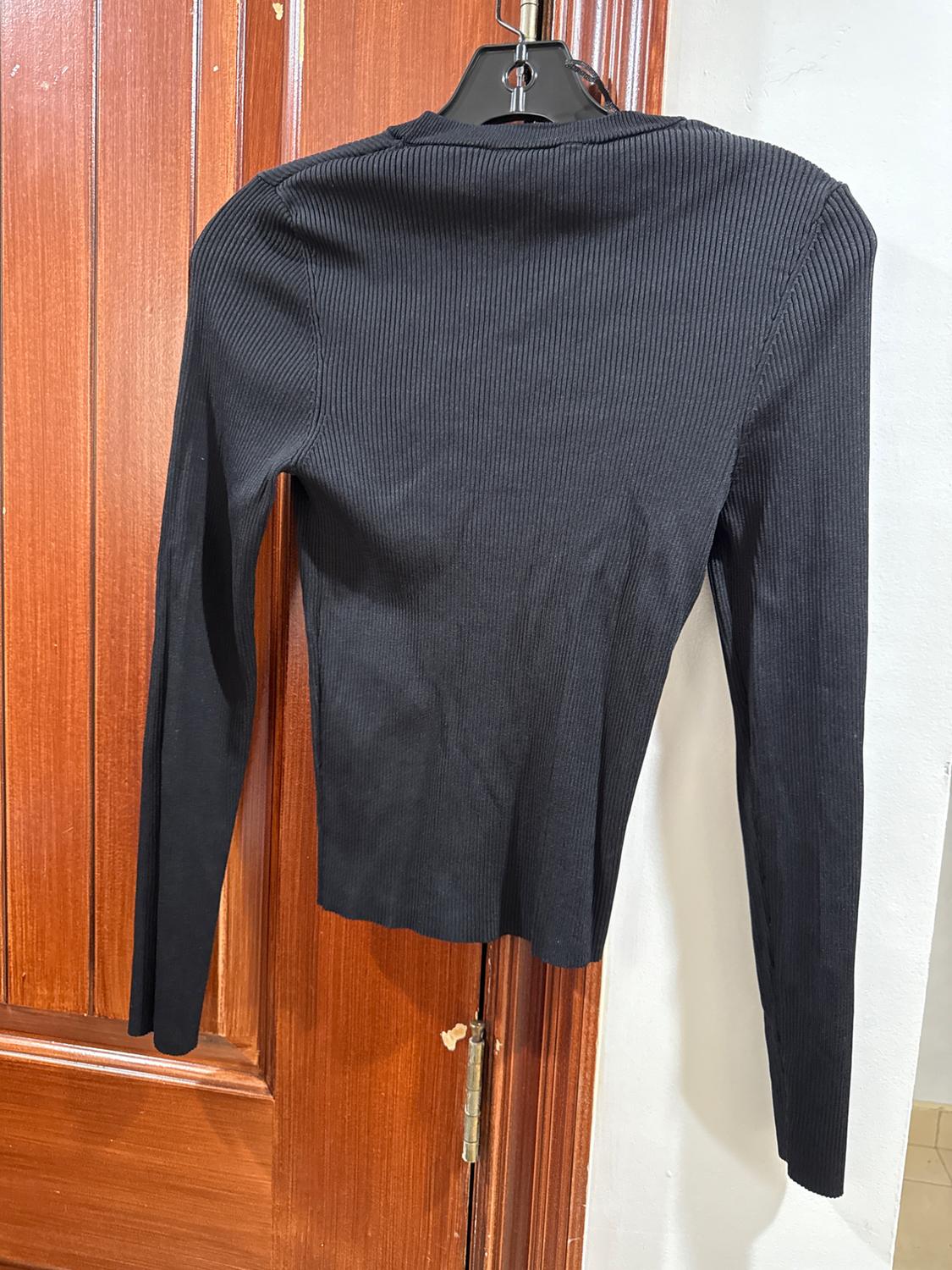 KNIT TOP WITH ROUND NECK - Image 3