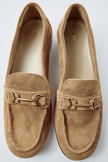 SUEDE LOAFERS WITH METAL APPLIQUÉ - Beige by Zara