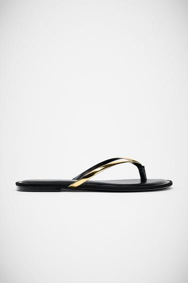 FLAT SANDALS WITH METAL DETAIL - Black by Zara