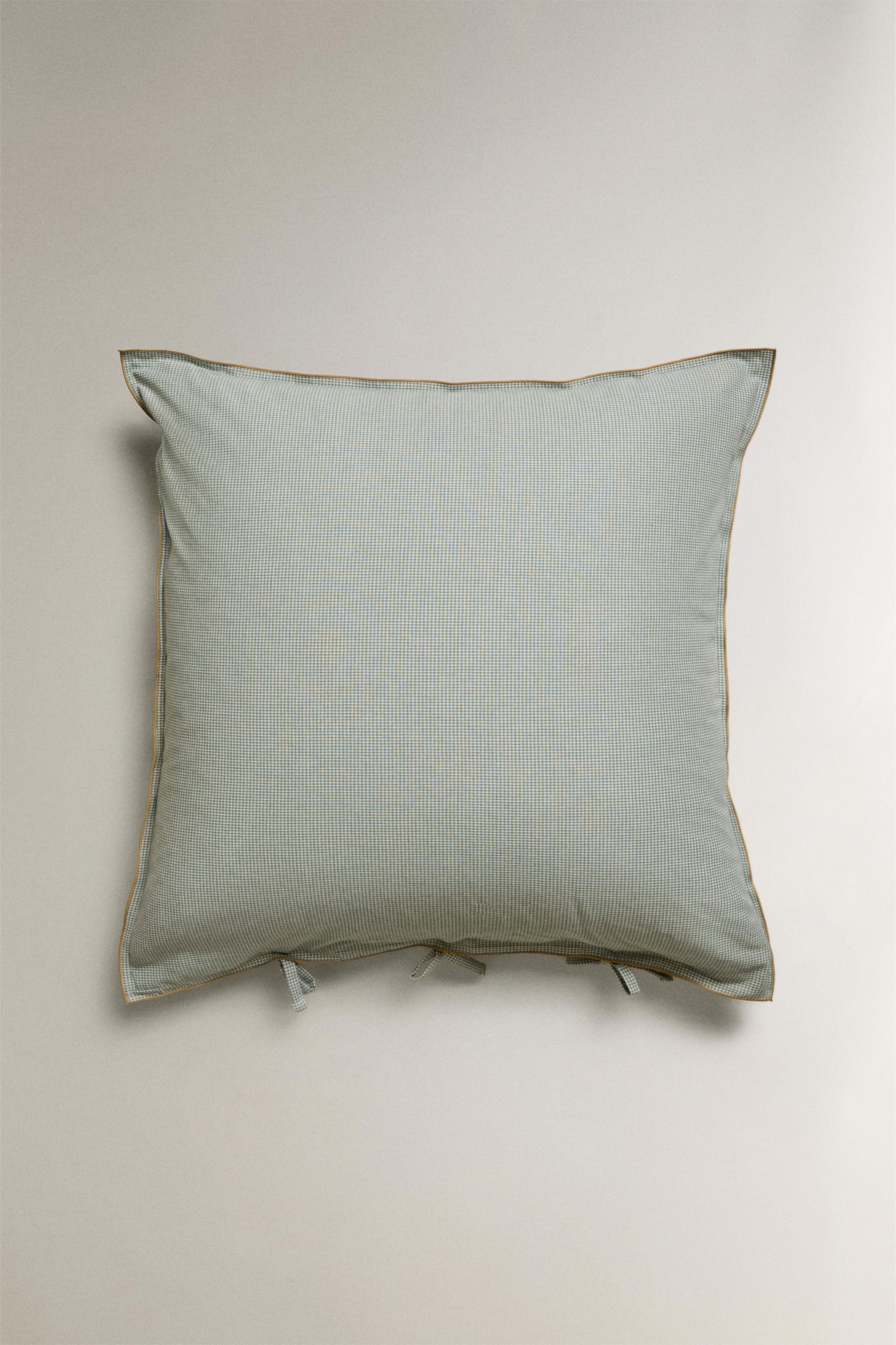 KATHARINE POLE MINI CHECK PILLOWCASE — Gray / Blue