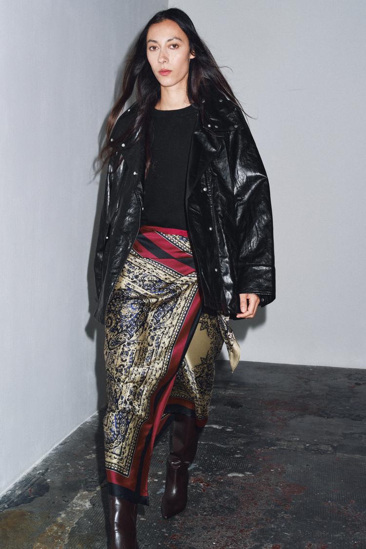 CHAQUETA BRILLO ZW COLLECTION Negro ZARA Estados Unidos de