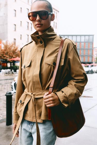 SHORT TRENCH COAT - Mid-camel by Zara