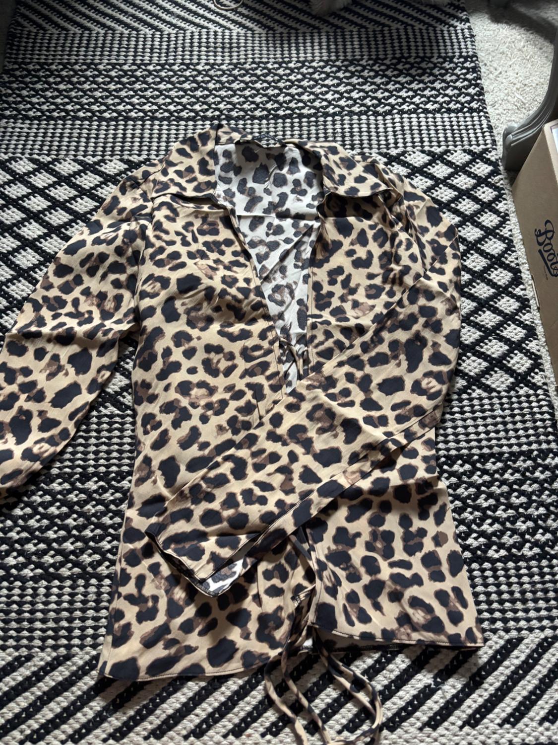 ANIMAL PRINT SHIRT WITH TIES
