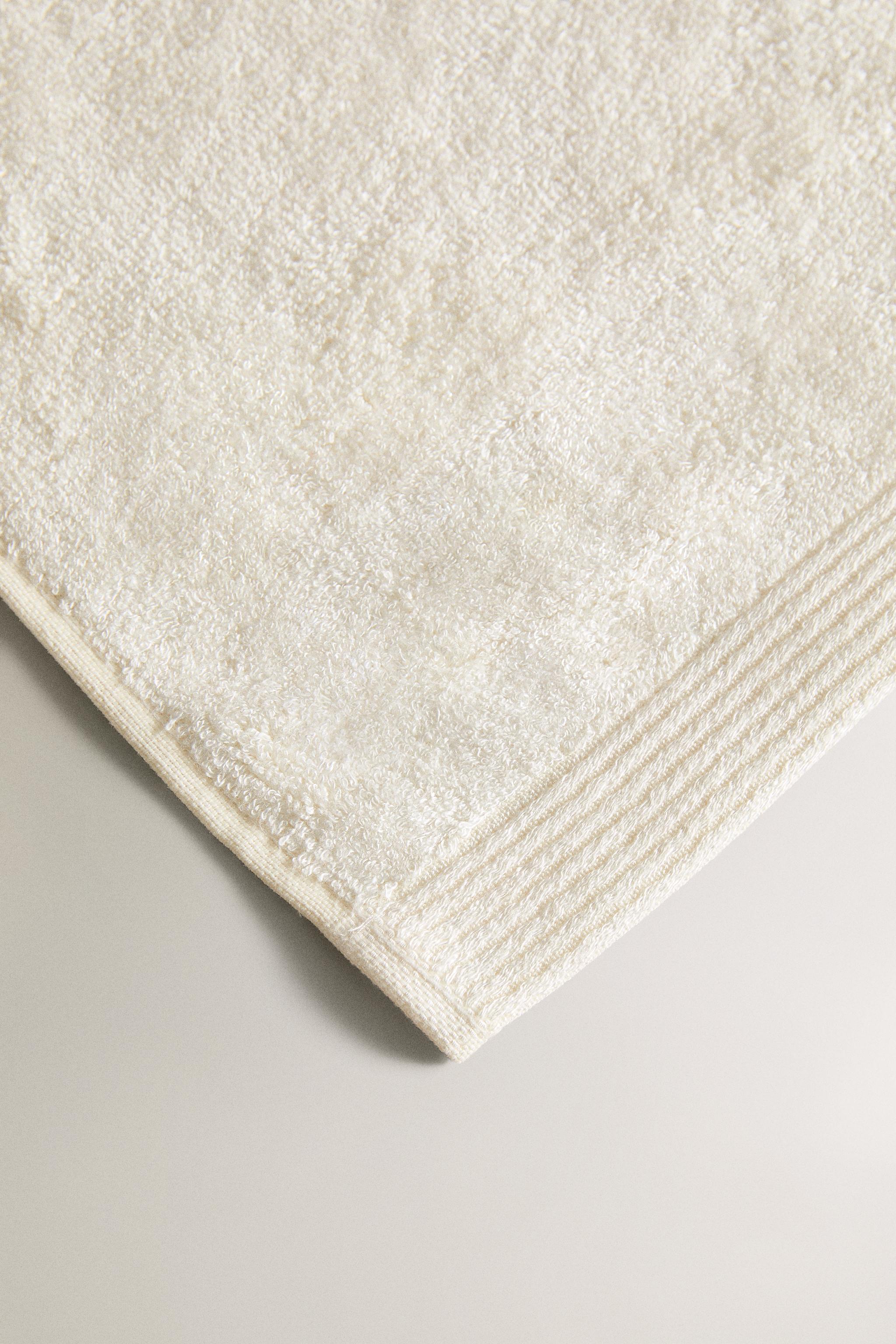 SERVIETTE DE BAIN MÉLANGE SOIE (600 GXM²)