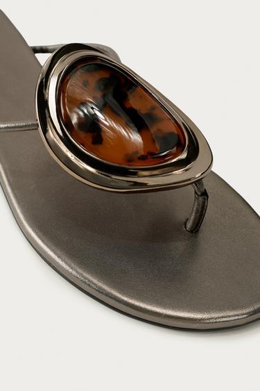 SANDALES PLATES EN CUIR MARISA BERENSON X ZARA - Plomb de Zara - Image 4