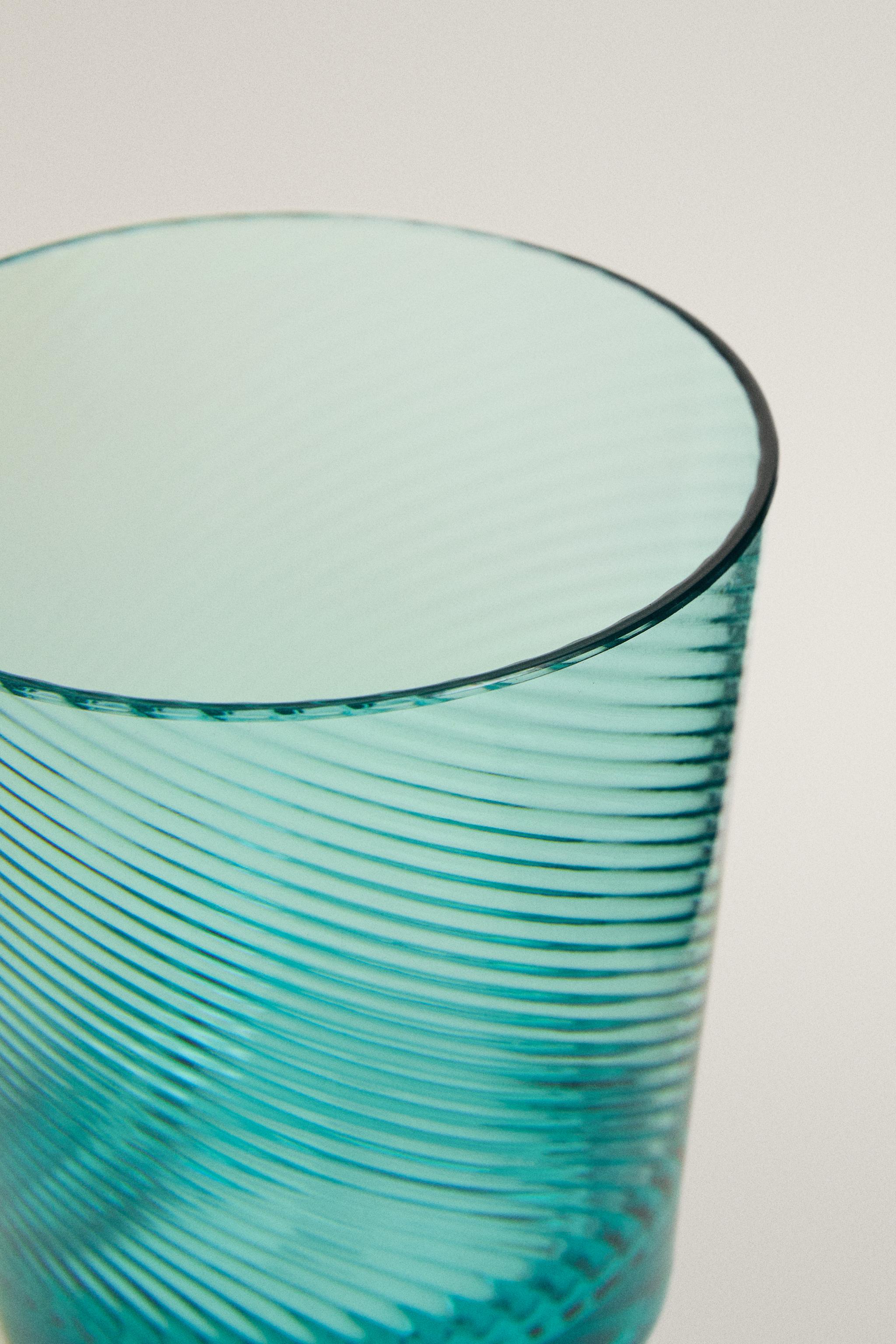 ACRYLIC LINE TUMBLER