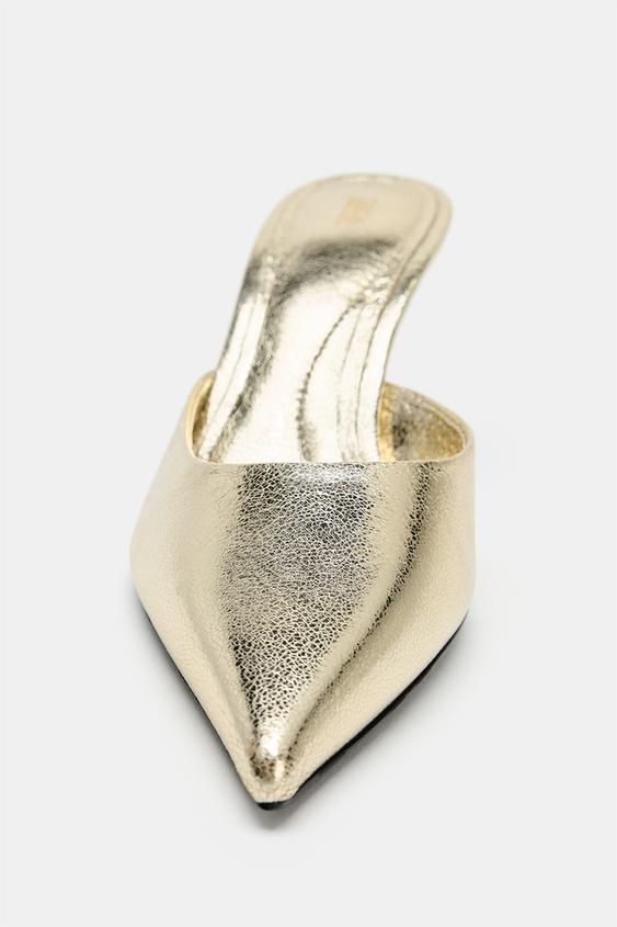 MULES EFFET MÉTALLISÉ - Doré de Zara - Image 5