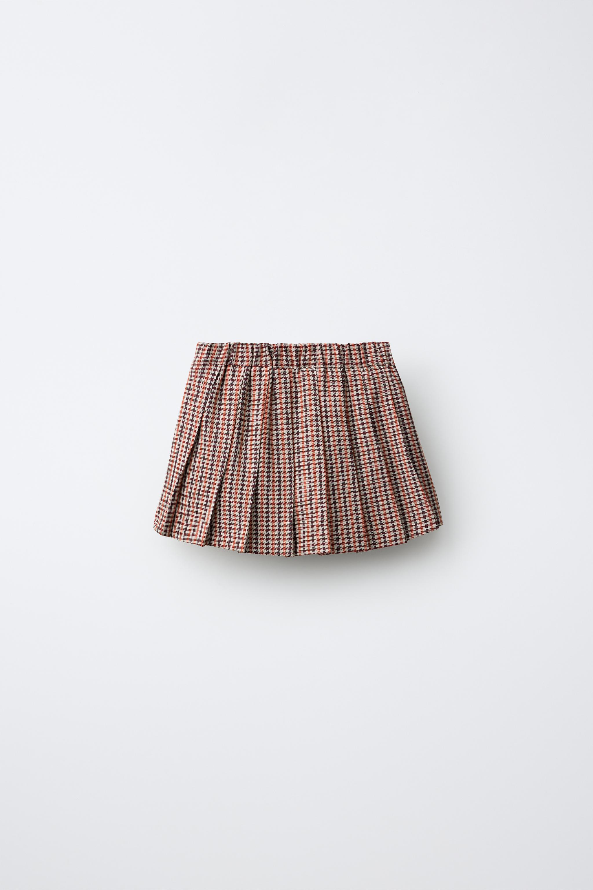 PLAID PLEATED SKIRT WITH FROG FASTENING
