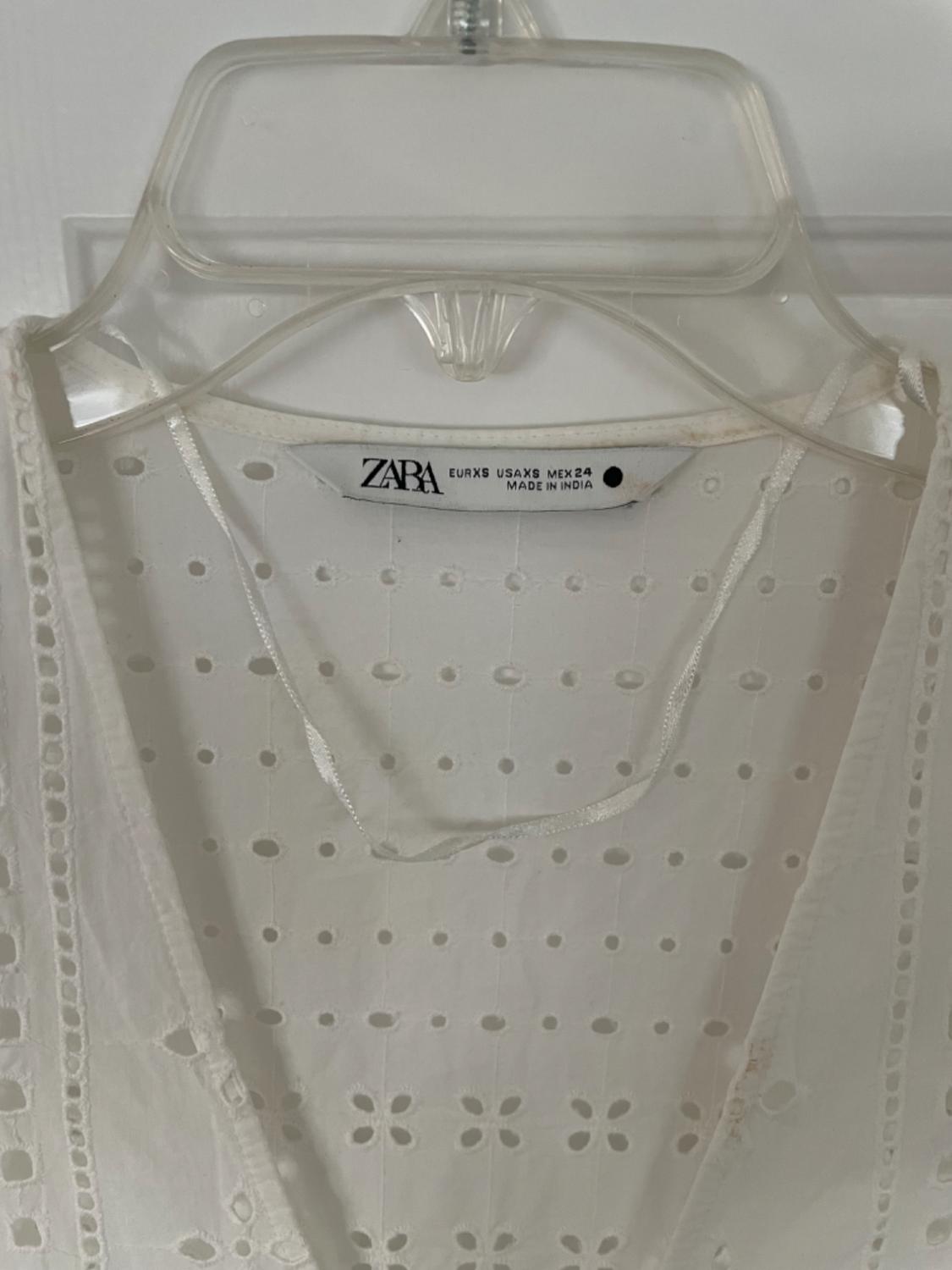 VESTIDO BORDADOS PERFORADOS - Image 3