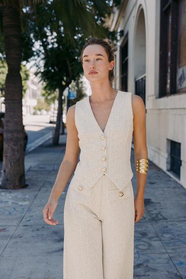 BUTTONED TEXTURED WAISTCOAT - Ecru by Zara