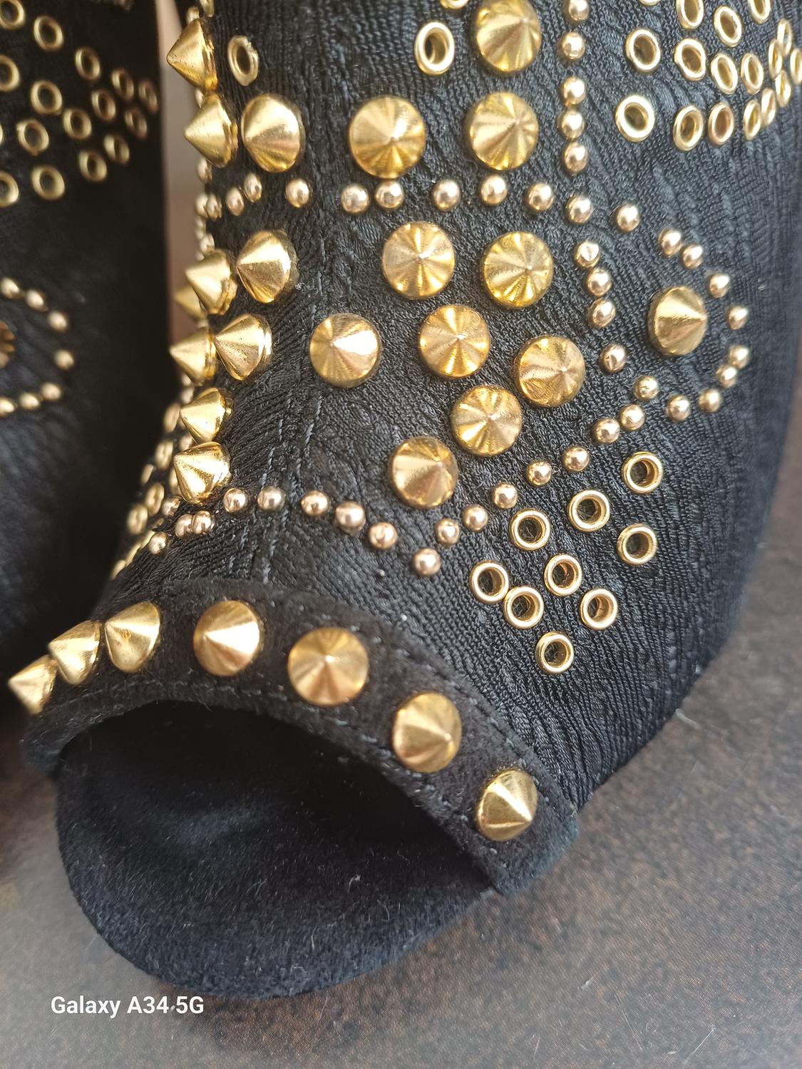 BOTIN TACHUELAS - Image 5