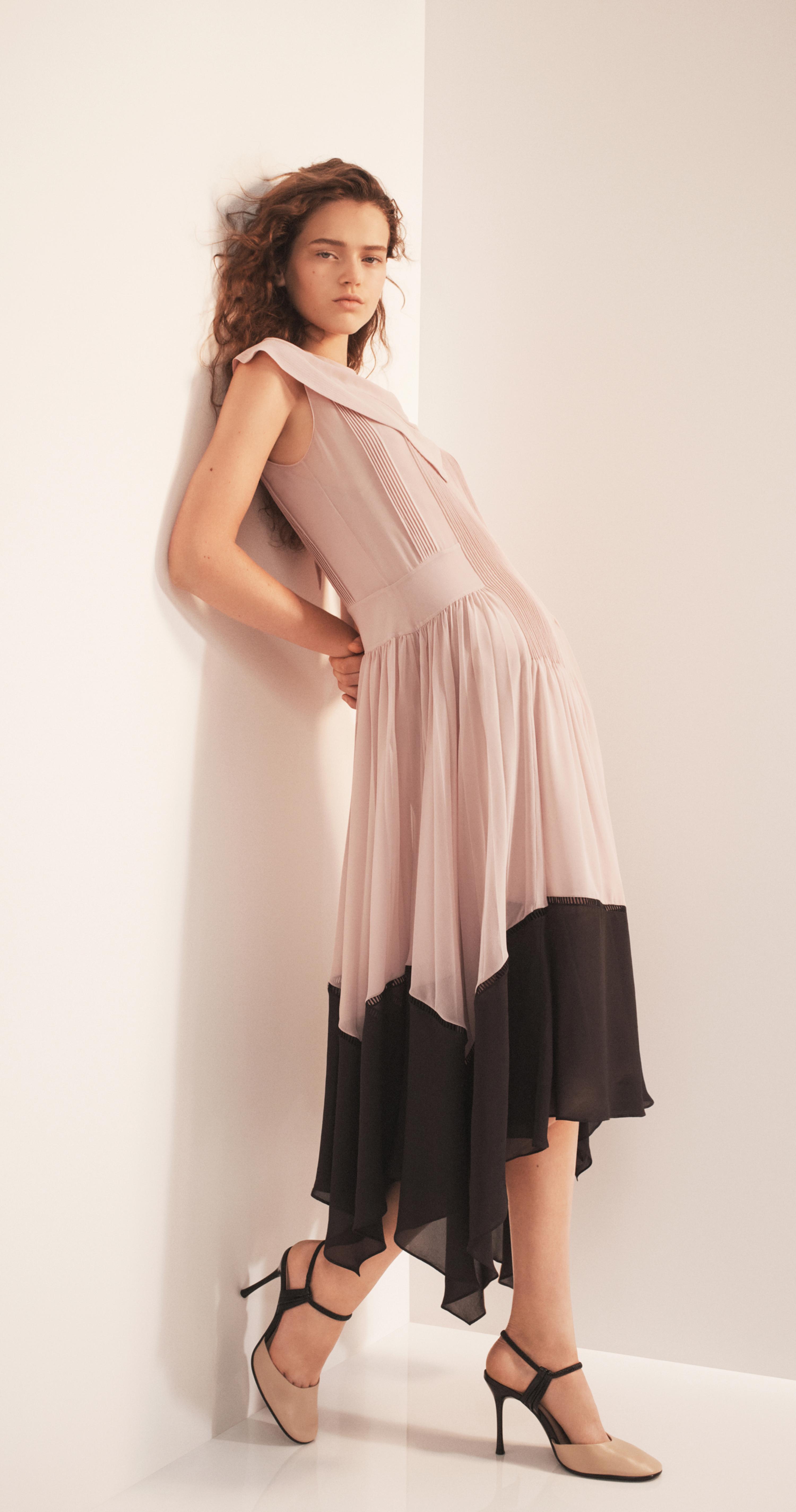 【美品】ZARA フェザー付き ピンク クッション ZARA United States | New Collection Online