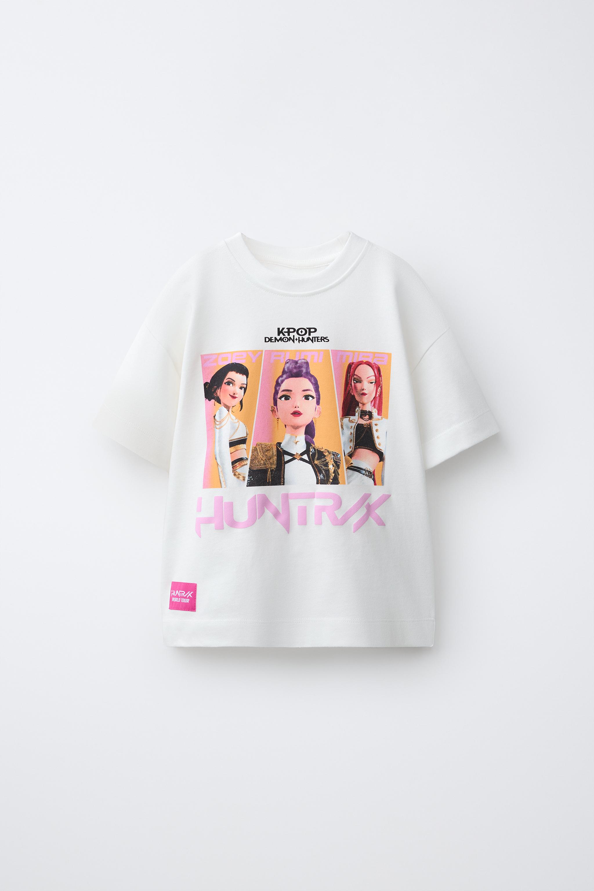 KPOP DEMON HUNTERS™ NETFLIX © T-SHIRT — Oyster-white