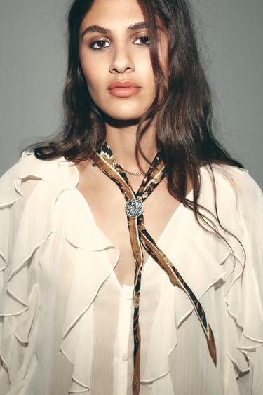 BANDANA ESTAMPADA PIEZA METÁLICA - Marrón de Zara - Imagen 0