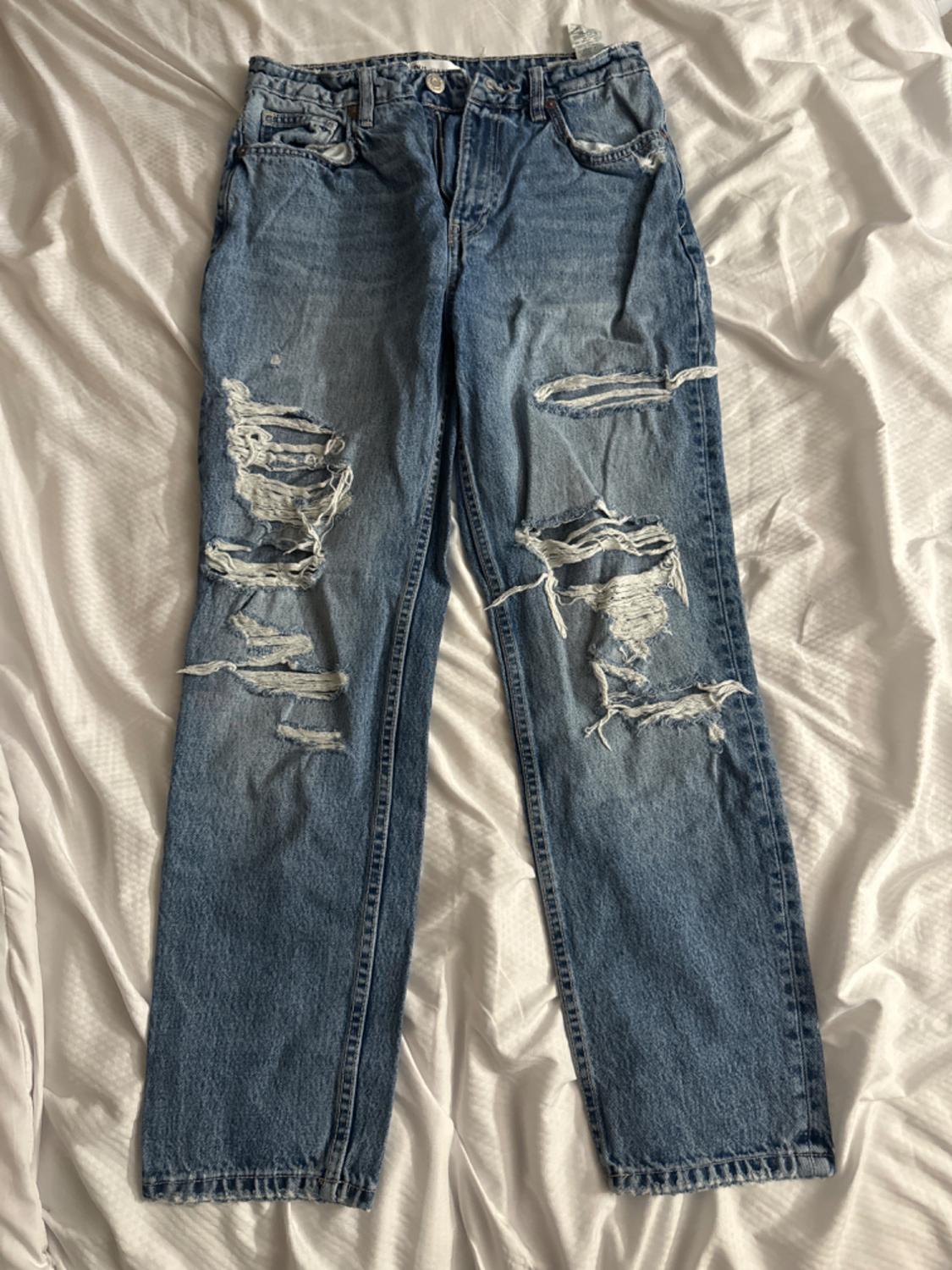 JEANS TRF MOM TIRO ALTO ROTOS